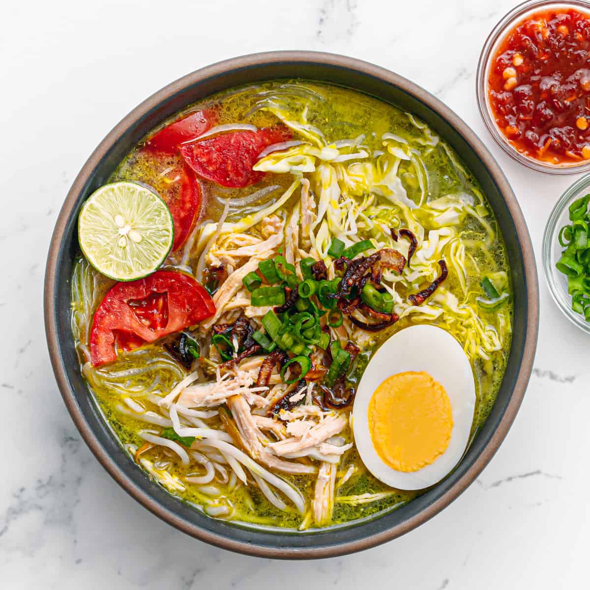 Soto Ayam Kampung: Kenangan Lezat di Jantung Cilacap